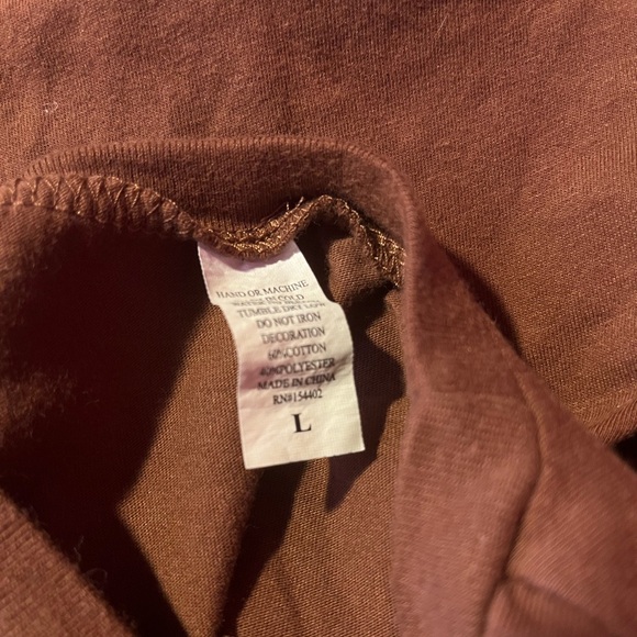 “Feel Like Sunshine” T-Shirt 🌞🌈 - Picture 4 of 4